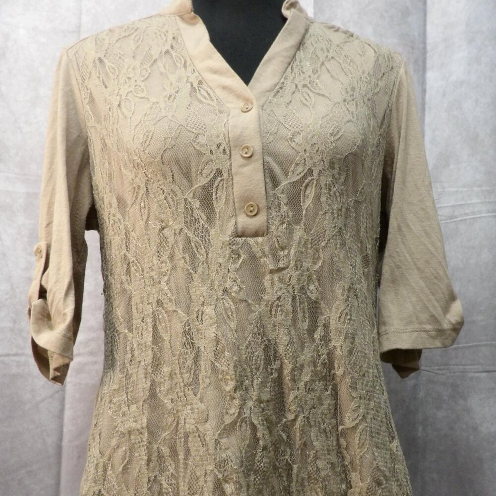PanSection Concept Lace Front Henley Top – Size L